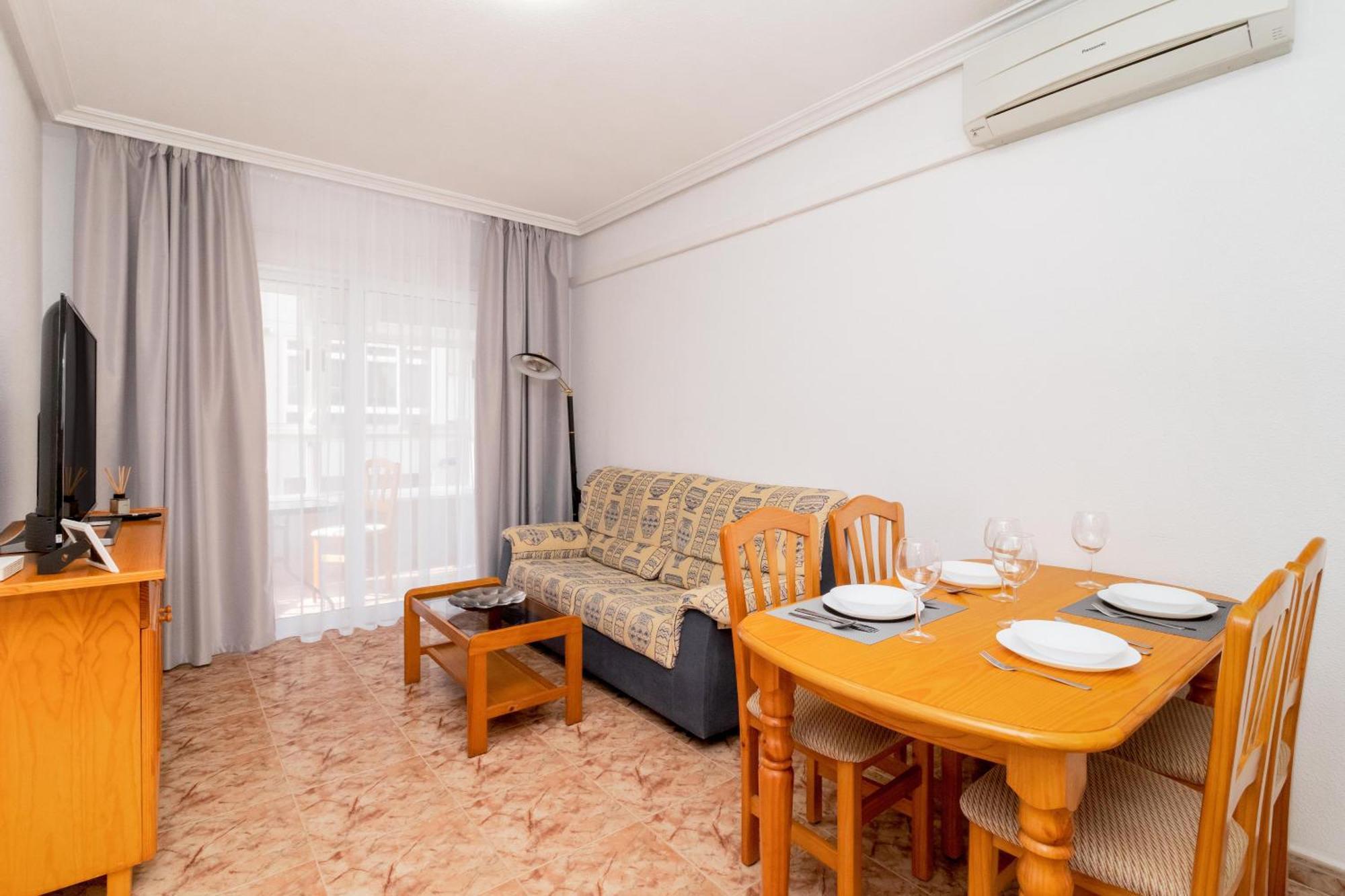 La Paz Apartment Torrevieja Bagian luar foto